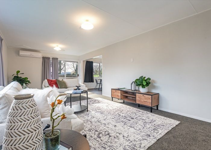  at 15 Racecourse Road, Awapuni, Palmerston North, Manawatu / Whanganui