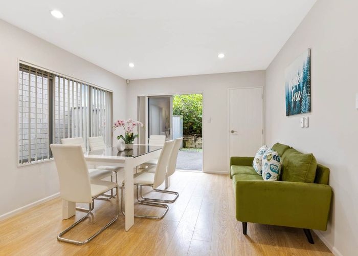  at 4 Killarney Drive, Flat Bush, Manukau City, Auckland