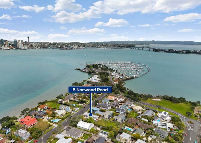  at 6 Norwood Road, Bayswater, North Shore City, Auckland
