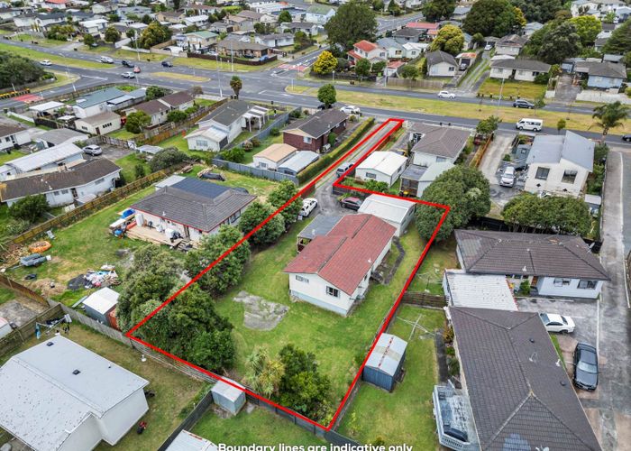  at 313 Roscommon Road, Clendon Park, Auckland