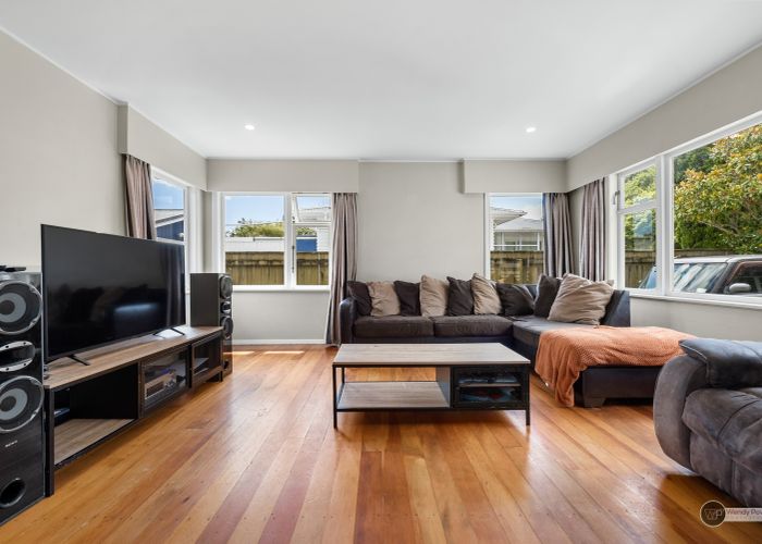  at 32 Coast Road, Wainuiomata, Lower Hutt
