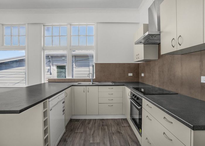  at 6 Waipapa Road, Hataitai, Wellington, Wellington