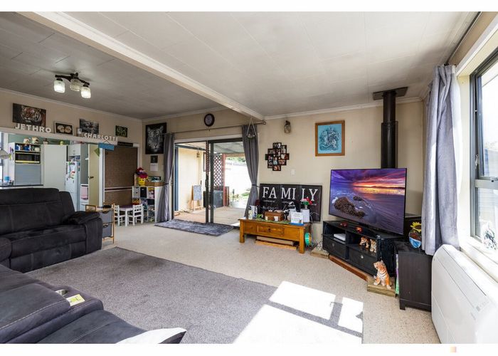 at 70 Rhodes Street, Waimate, Waimate