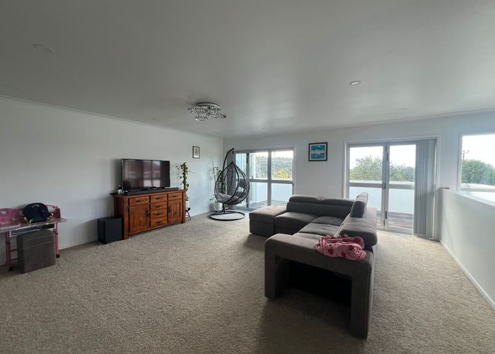  at 269 Triangle Road, Massey, Waitakere City, Auckland