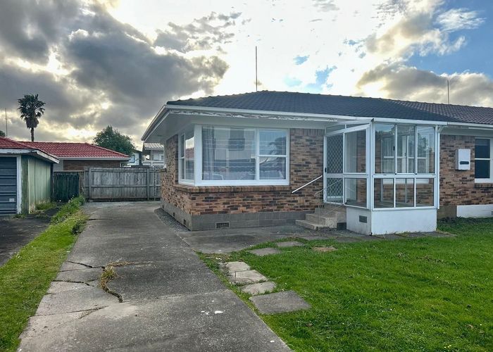 at 1/32 Dale Crescent, Pakuranga, Manukau City, Auckland