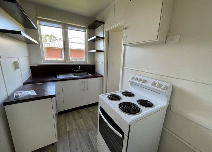  at 4/24 Queen Mary Avenue, New Lynn, Waitakere City, Auckland