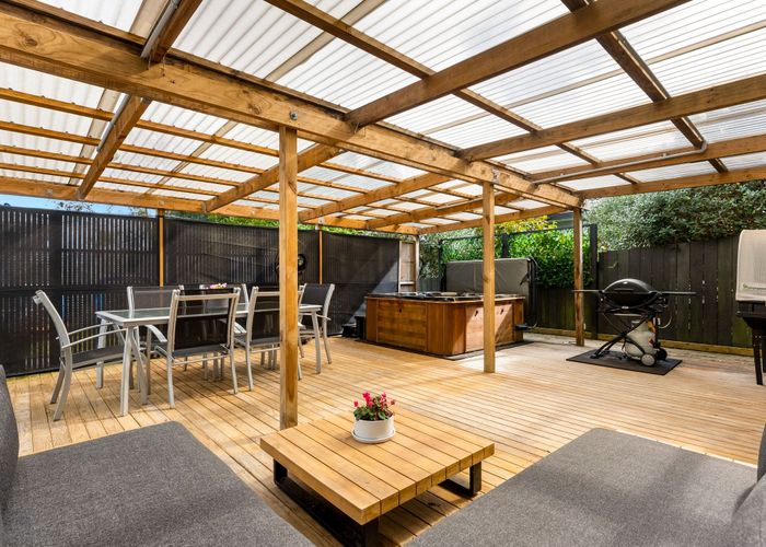  at 5/13 Richards Avenue, Forrest Hill, North Shore City, Auckland