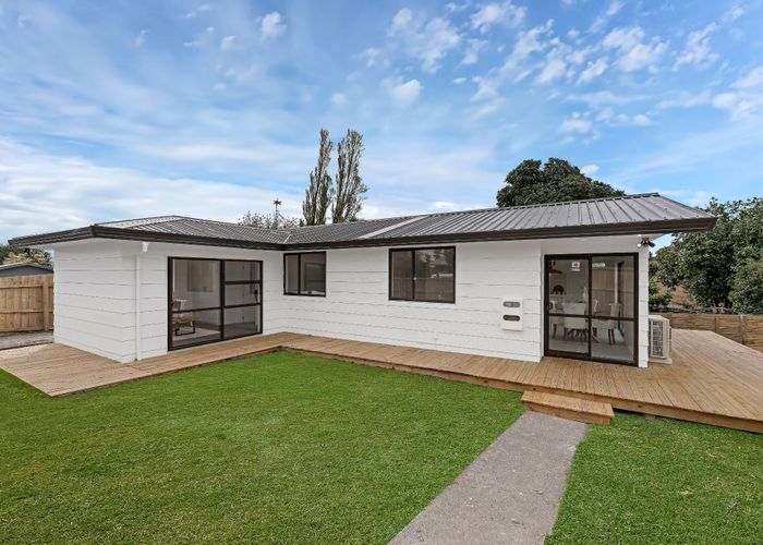  at 1/53 Redcrest Avenue, Red Hill, Papakura, Auckland
