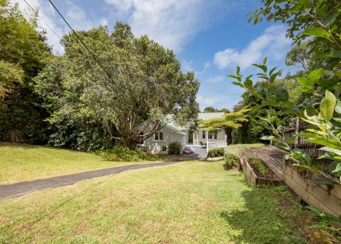  at 5 Victory Road, Laingholm, Auckland