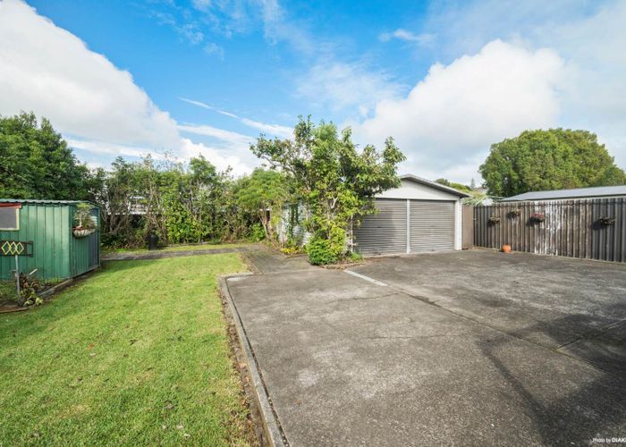  at 20 Lingfield Street, Glenfield, North Shore City, Auckland