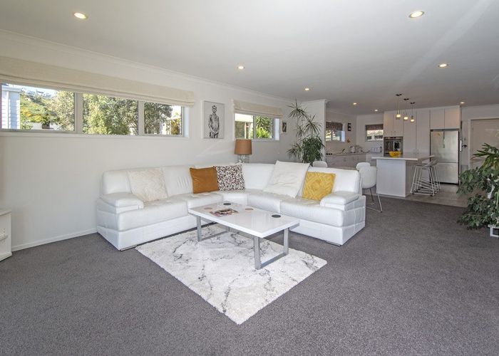  at 82 McCormacks Bay Road, Mount Pleasant, Christchurch City, Canterbury