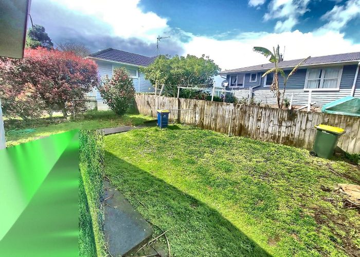 at 8A Paramu Avenue, Birkdale, North Shore City, Auckland