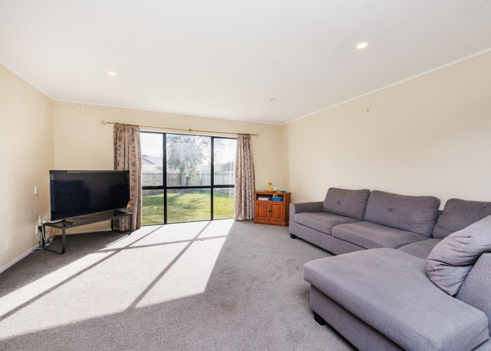  at 28 Peppertree Glade, Kelvin Grove, Palmerston North