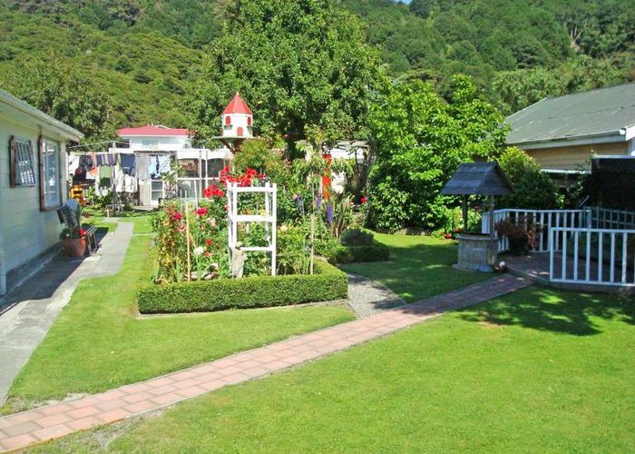  at 201 Wainuiomata Road, Wainuiomata, Lower Hutt