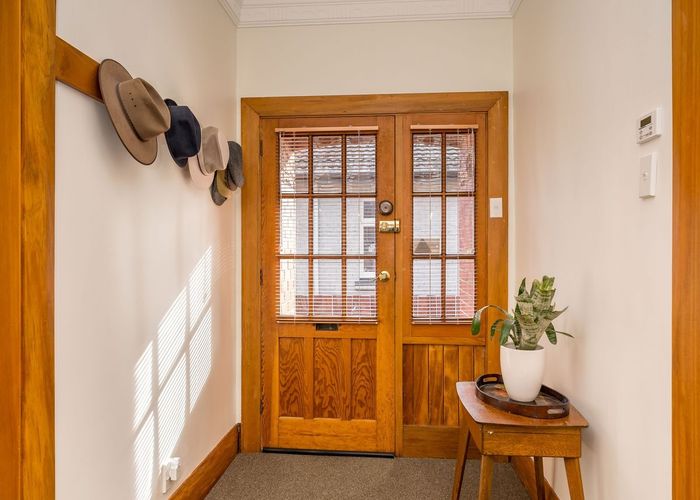  at 5 East Avenue, Saint Kilda, Dunedin