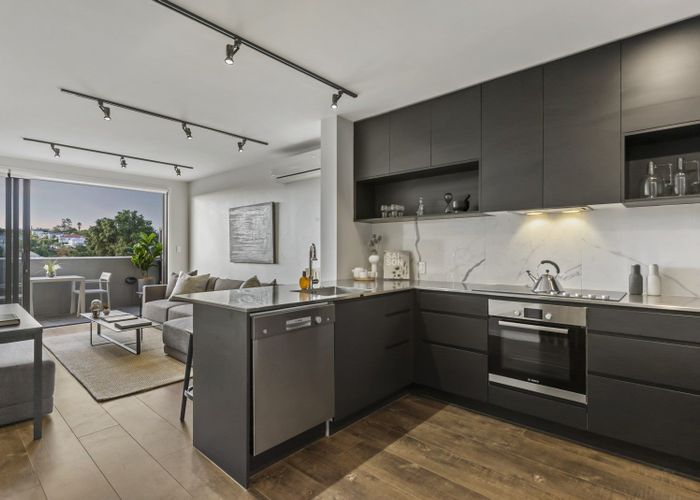  at 2/2 Second Avenue, Kingsland, Auckland