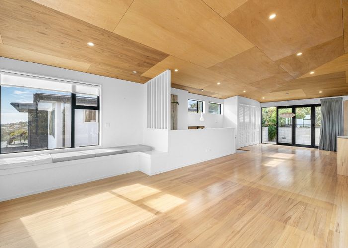  at 8 Seamount Terrace, Mount Pleasant, Christchurch