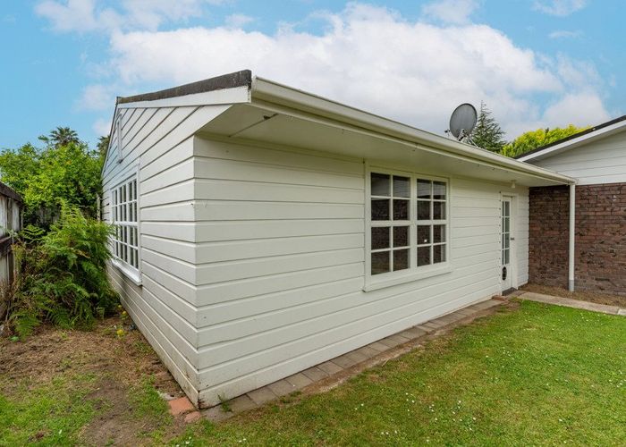  at 43 Casey Avenue, Fairfield, Hamilton, Waikato