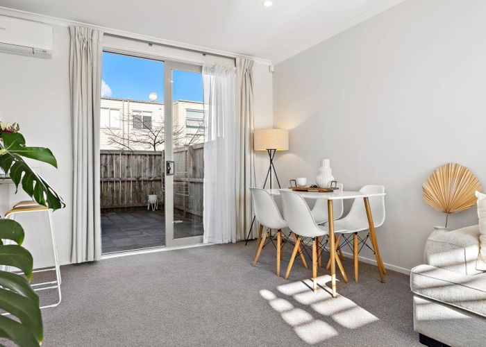 at 10A Vialou Lane, Stonefields, Auckland City, Auckland