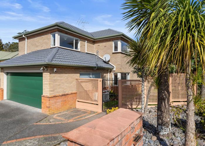  at 26 Amherst Place, Albany, North Shore City, Auckland