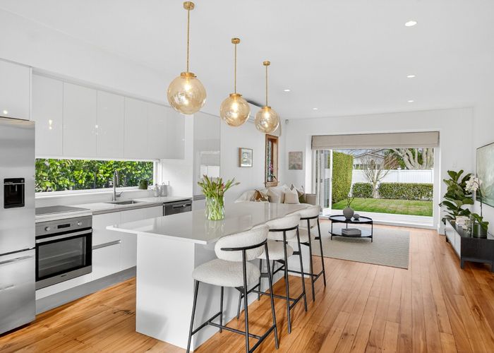  at 46 Dignan Street, Point Chevalier, Auckland City, Auckland
