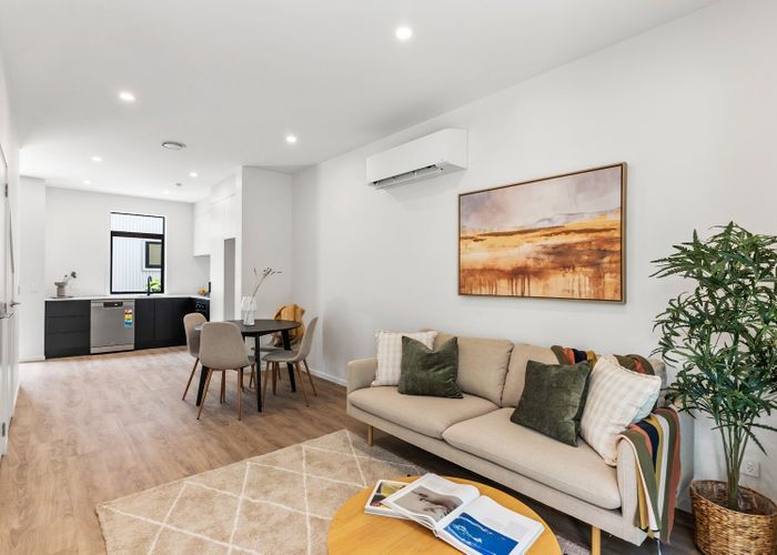  at 18 Oxford Street, Tawa, Wellington, Wellington