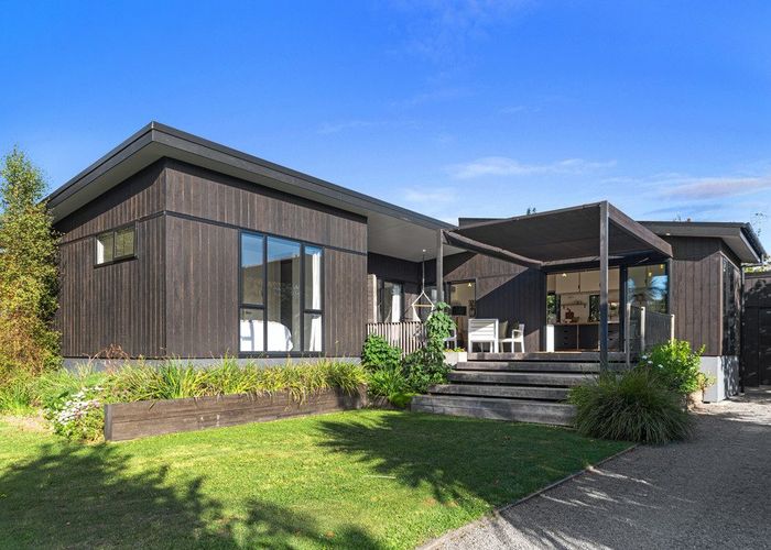  at 123 Clarendon Terrace, Opawa, Christchurch City, Canterbury