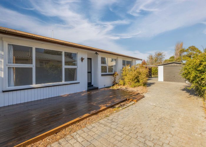  at 11 Cottonwood Street, Parklands, Christchurch