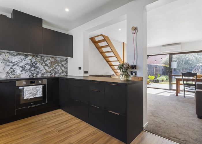  at 4/121 Mangere Road, Otahuhu, Auckland City, Auckland