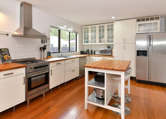  at 3/427 Don Buck Road, Massey, Auckland
