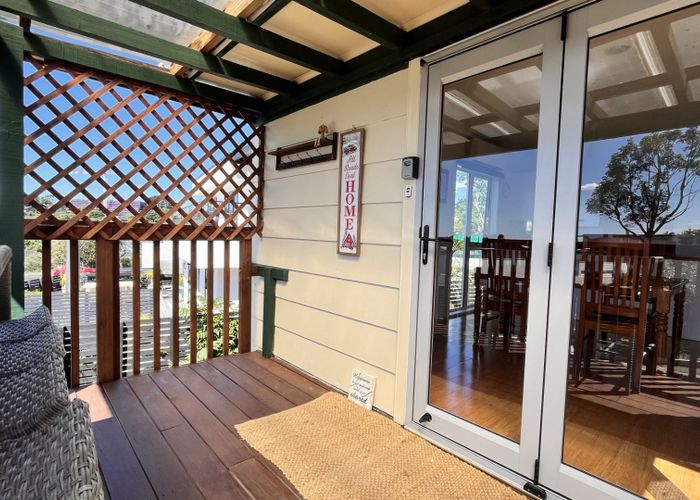  at 4  Compass Point Way, Half Moon Bay, Manukau City, Auckland