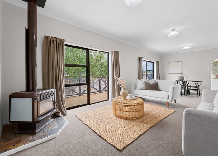  at 16 Howden Road, Fairfield, Hamilton