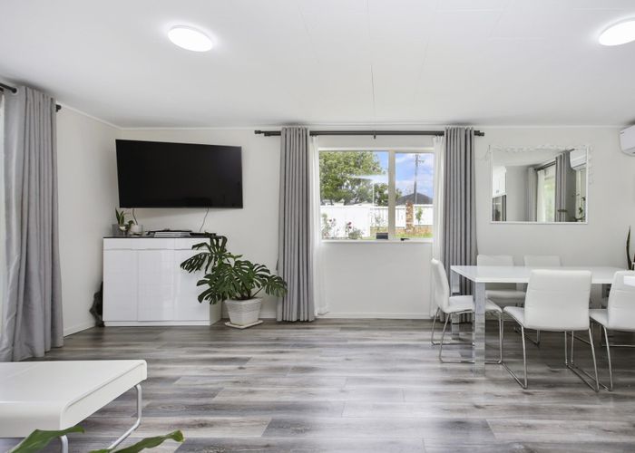  at 72 Holly Street, Avondale, Auckland City, Auckland