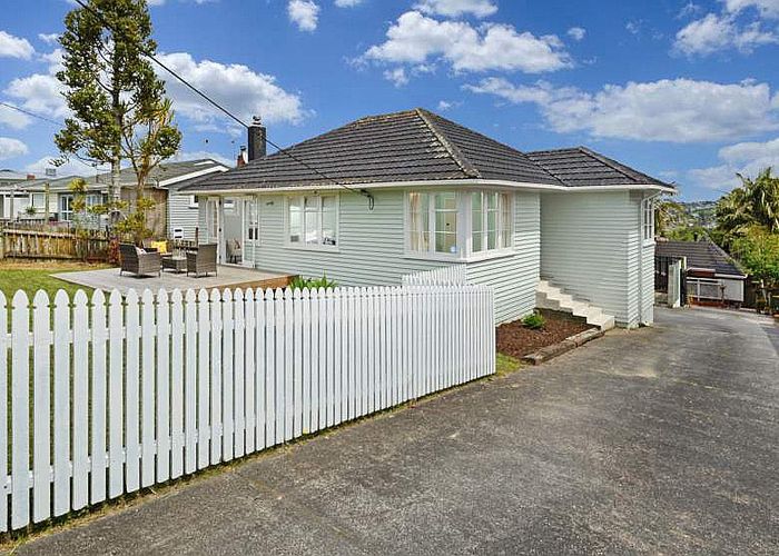  at 268 Forrest Hill Road, Forrest Hill, North Shore City, Auckland