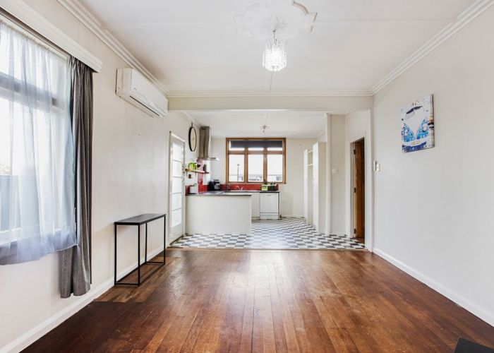  at 923 Nelson Street North, Mahora, Hastings
