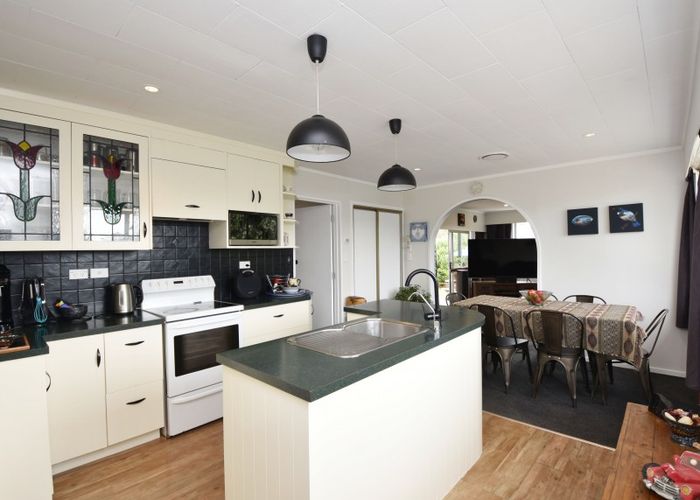 at 42 Willis Street, Grasmere, Invercargill