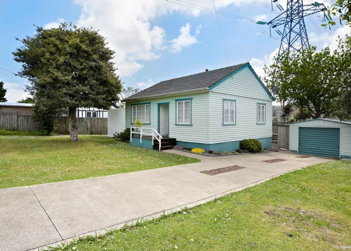  at 24 Bass Road, Albany, Auckland