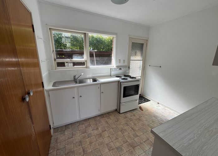  at 2/1 Halesowen Avenue, Sandringham, Auckland City, Auckland