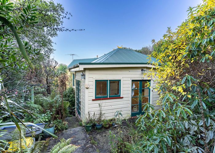 at 11 Clifford Street, Dalmore, Dunedin, Otago