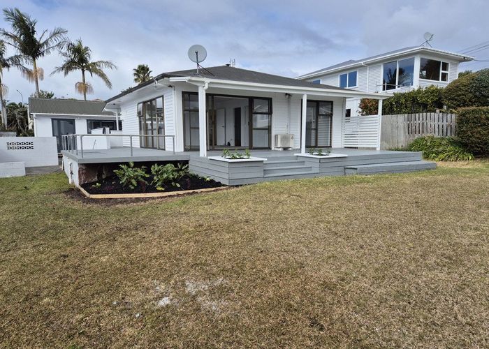  at 6 Beach Road, Manly, Whangaparaoa
