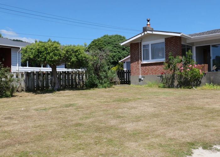  at 2 Piri Place, Glen Innes, Auckland