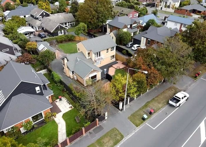  at 55 Memorial Avenue, Fendalton, Christchurch City, Canterbury
