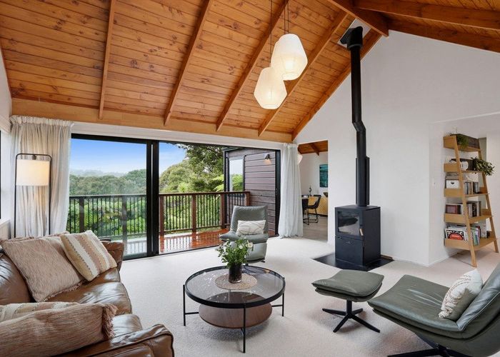  at 189 Shaw Road, Oratia, Waitakere City, Auckland