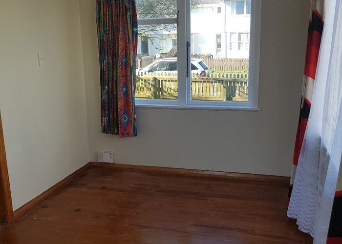  at 7/5 Hazard Grove, Cannons Creek, Porirua