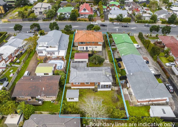  at 9 Esmonde Road, Takapuna, North Shore City, Auckland