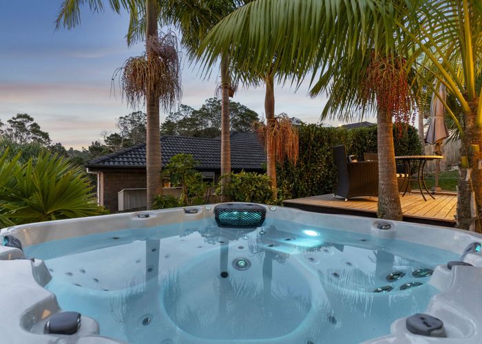  at 104 Glendhu Road, Bayview, North Shore City, Auckland