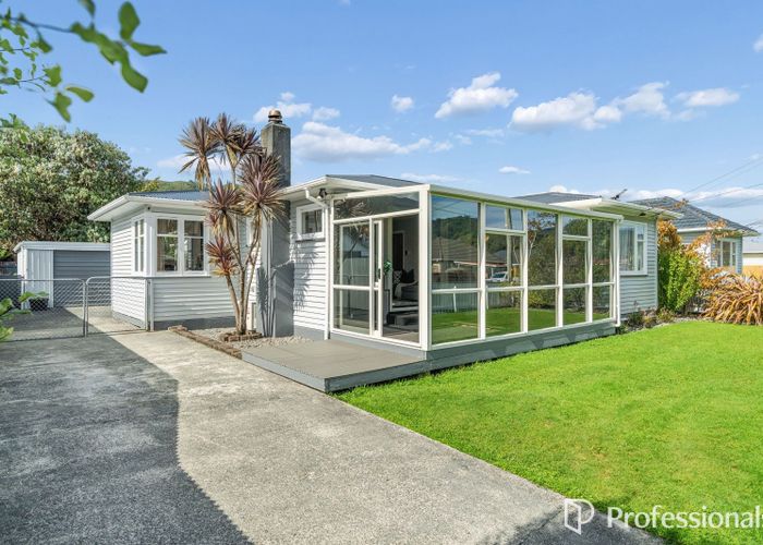  at 34 Donnelley Drive, Wainuiomata, Lower Hutt, Wellington