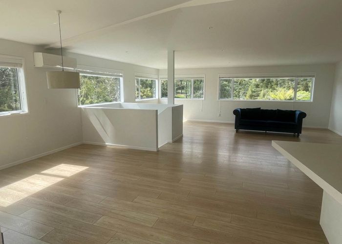  at 18 Sandford Street, Campbells Bay, North Shore City, Auckland