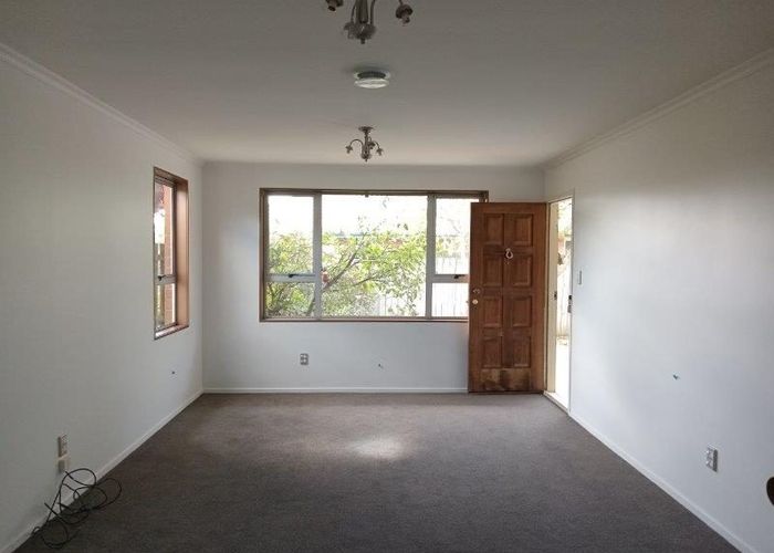  at 2/11 Angela Street, Upper Riccarton, Christchurch