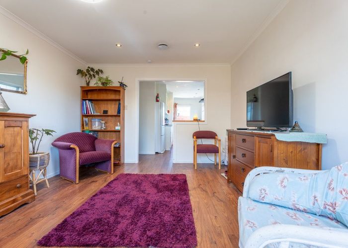  at 1/6 Lonsdale Street, New Brighton, Christchurch